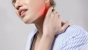 Dolor en el cuello a la osteocondrosis